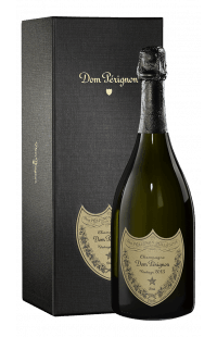 Champagne Dom Pérignon Vintage 2015 with gift box